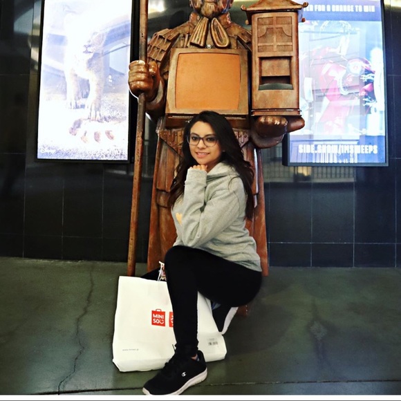 Meet your Posher, Yonanet Guerrero - Picture 2 of 6